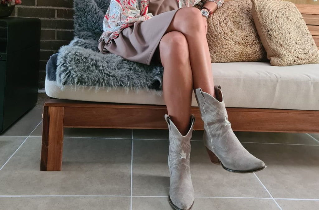 ¿CÓMO COMBINAR UNAS BOTAS TEXANAS DE FORMA ELEGANTE?