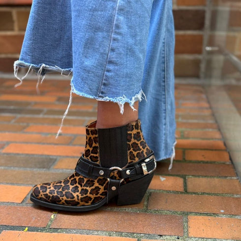 Botas EVA Leopard edición western chic